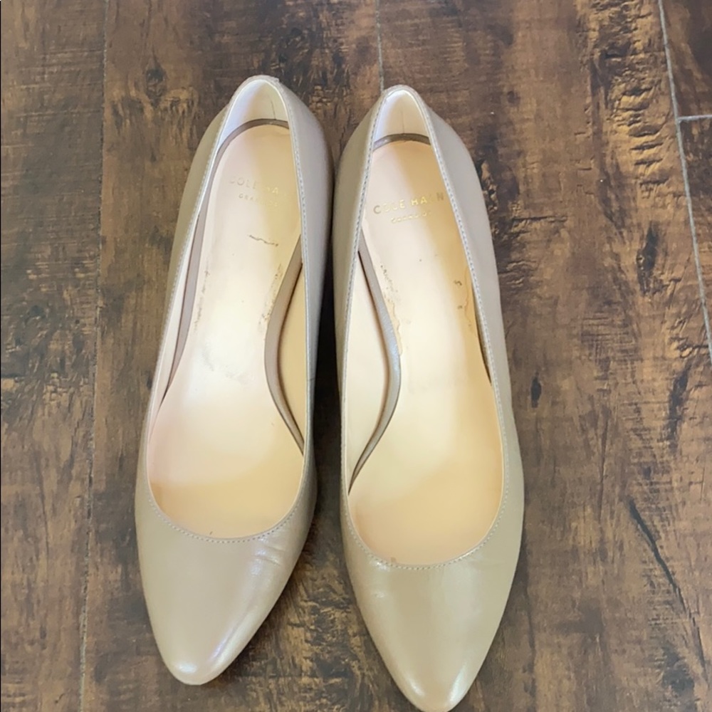 Cole Haan pump